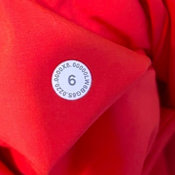 Lululemon On the Fly Crop *23"
Carnation Red - Picture 9 of 12